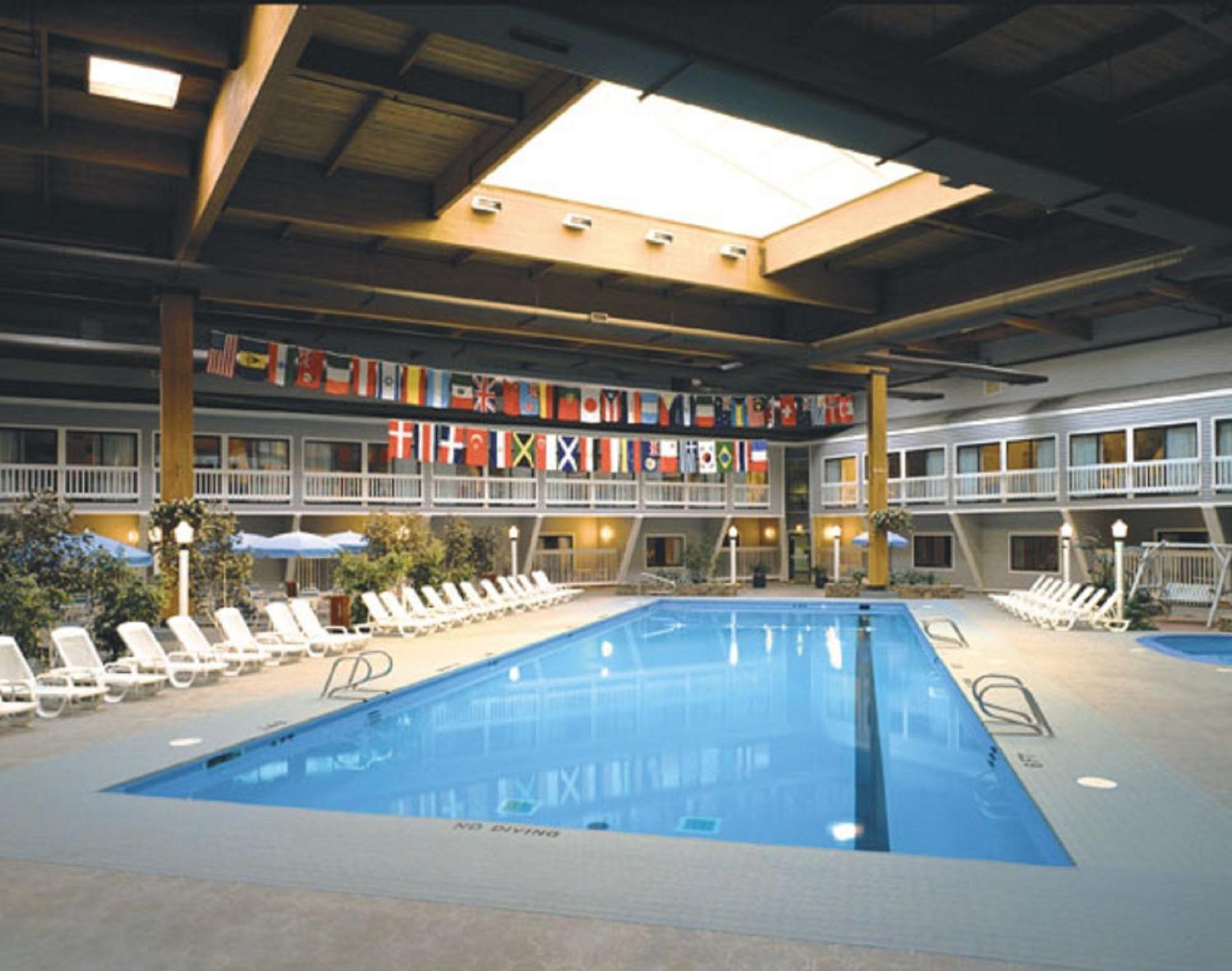 Hotel The Cove At Yarmouth West Yarmouth Exterior foto